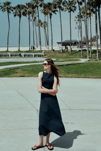 VESTIDO MIDI CON LINO ESPALDA DESCUBIERTA